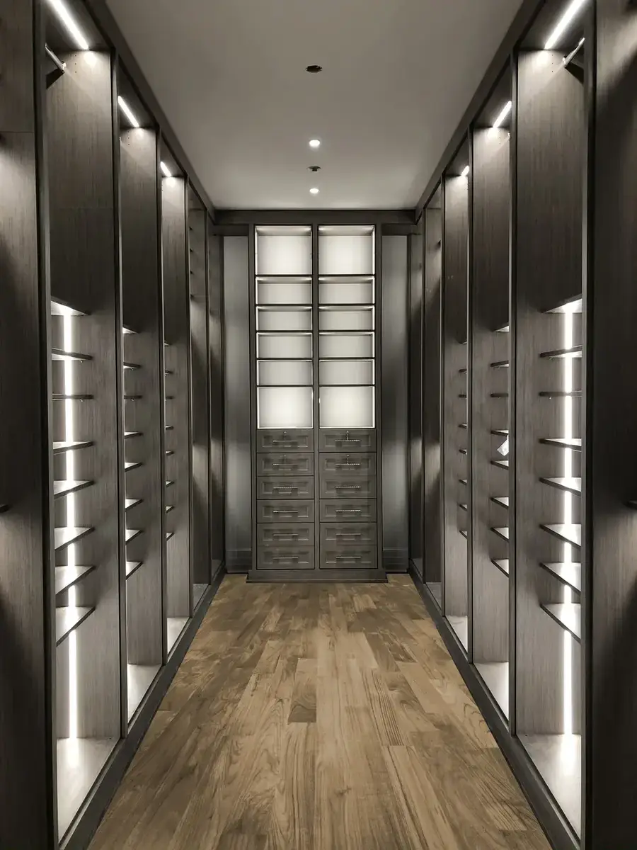 Dark Corridor Walk-In with LED Shoe Walls